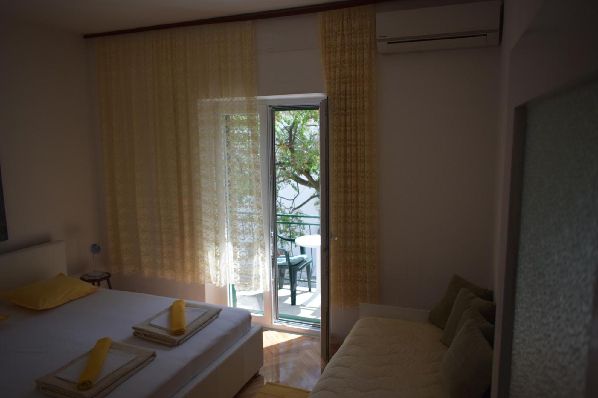 Apartment Antonella Makarska Esterno foto