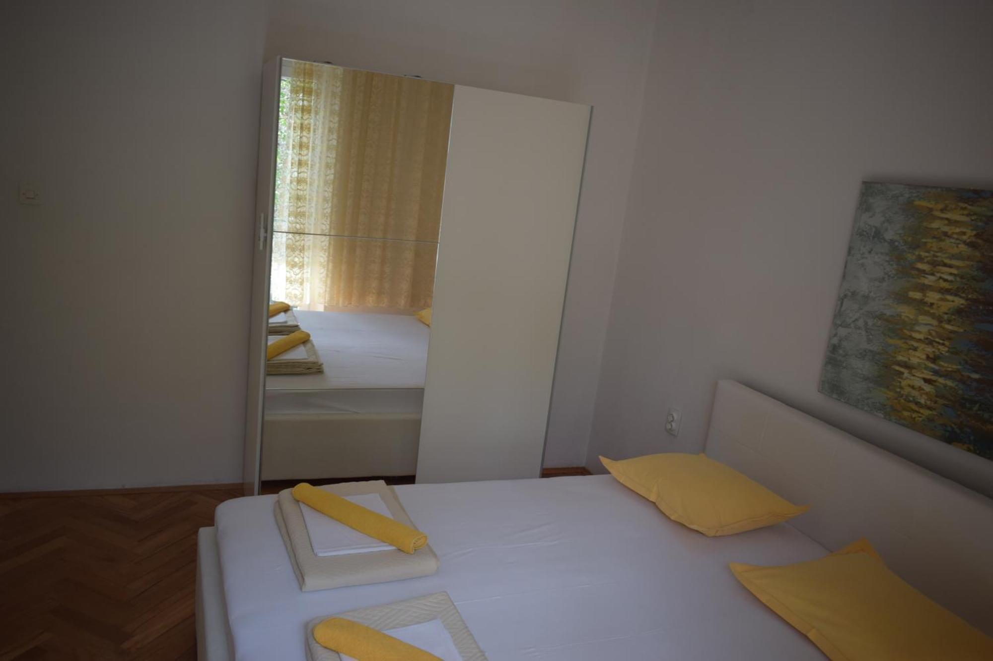 Apartment Antonella Makarska Esterno foto